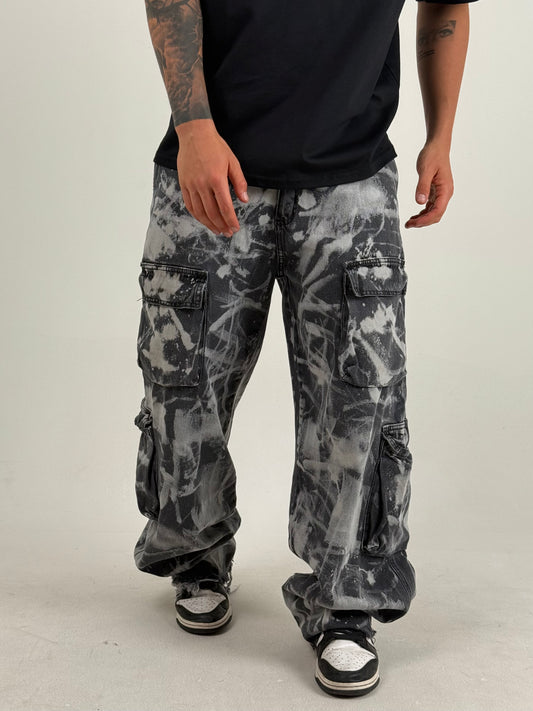 Baggy Urbano Efecto Manchado – Blanco/Negro