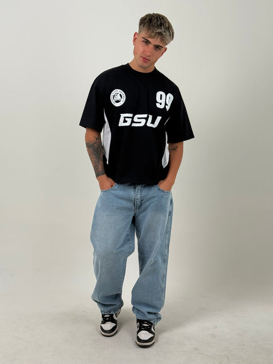 Remera Boxy Fit GSU – Negra