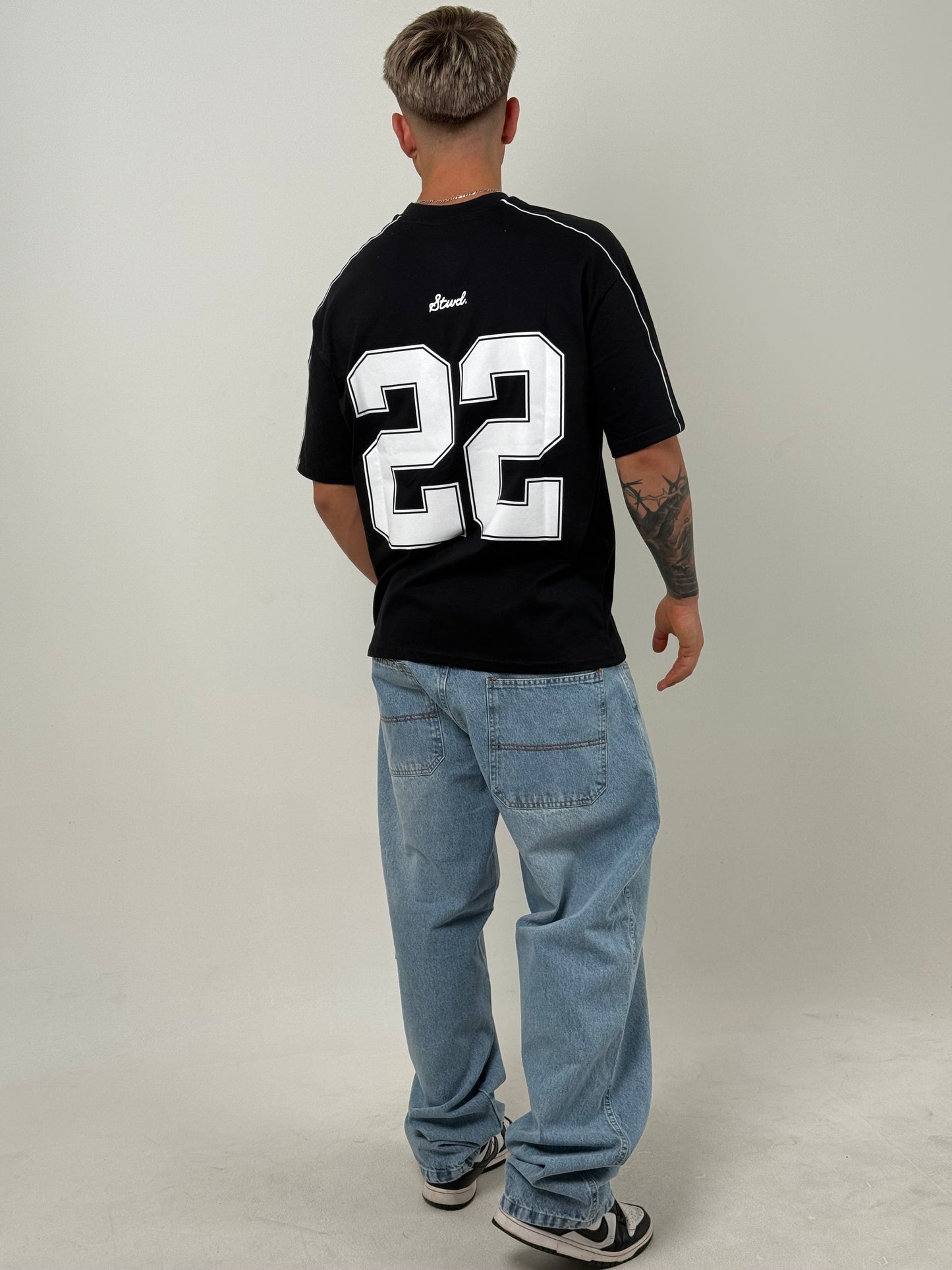 Remera Urbana STWD – Negra