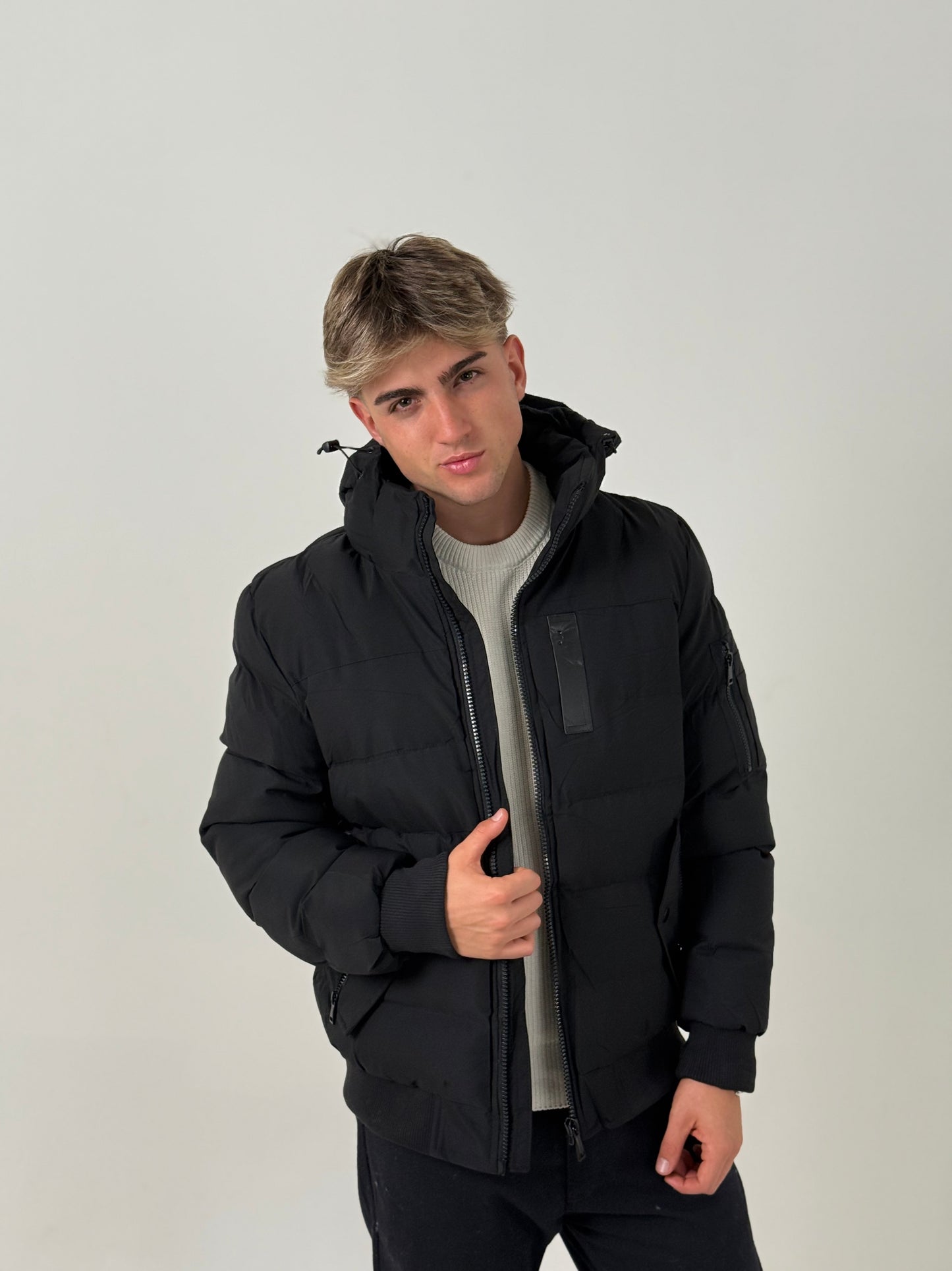 Campera Puffer Hombre con Capucha – Súper Abrigada