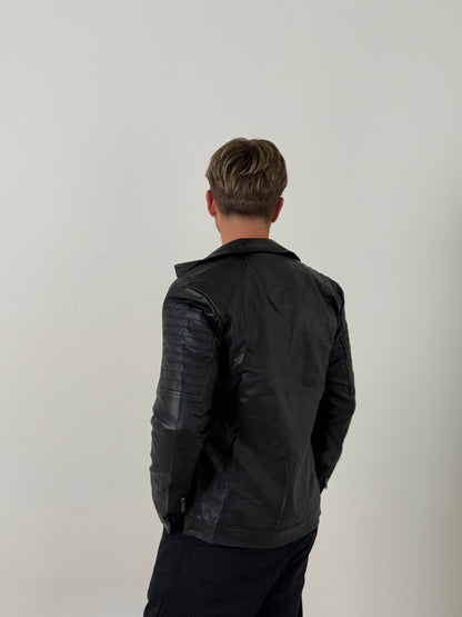 Campera Biker Hombre – Cuero Sintético con Cierre