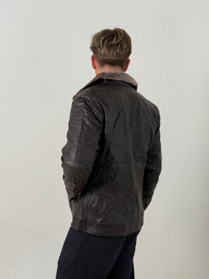 Chaqueta Gamulán Hombre Cafe – Abrigada y Moderna